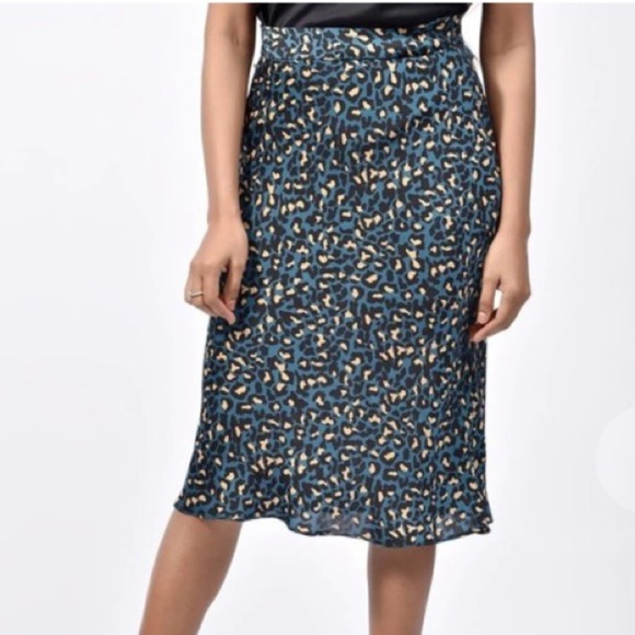 BCBGENERATION stardust cheetah satin midi skirt - Picture 8 of 10
